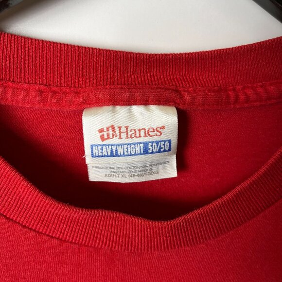 Hanes Heavyweight MacIntyre Park T-Shirt Vintage Red Graphic Unisex Fit - Picture 12 of 14